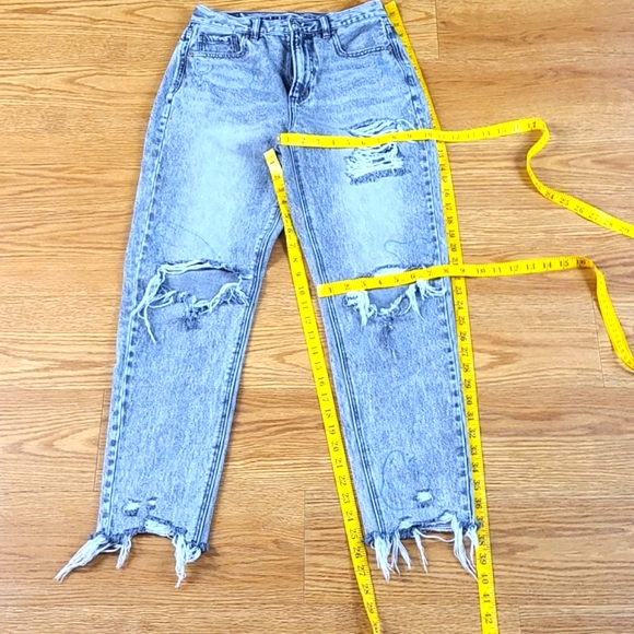AMERICAN EAGLE 2x26 ACID WASH  GRAFITI FADED DISTRESSED GIRLS ANKL CROPPED JEANS - Picture 1 of 8